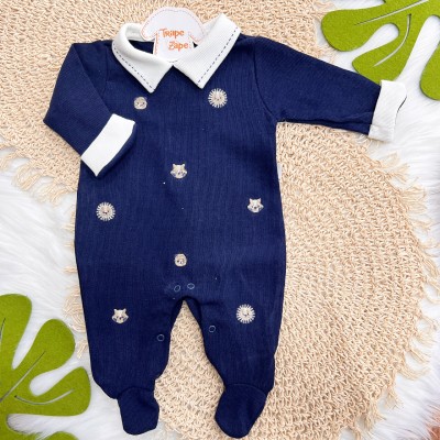 Macacão Tricotil (Tricot 100% Algodão) com Gola e Bordado - Azul Marinho Safari
